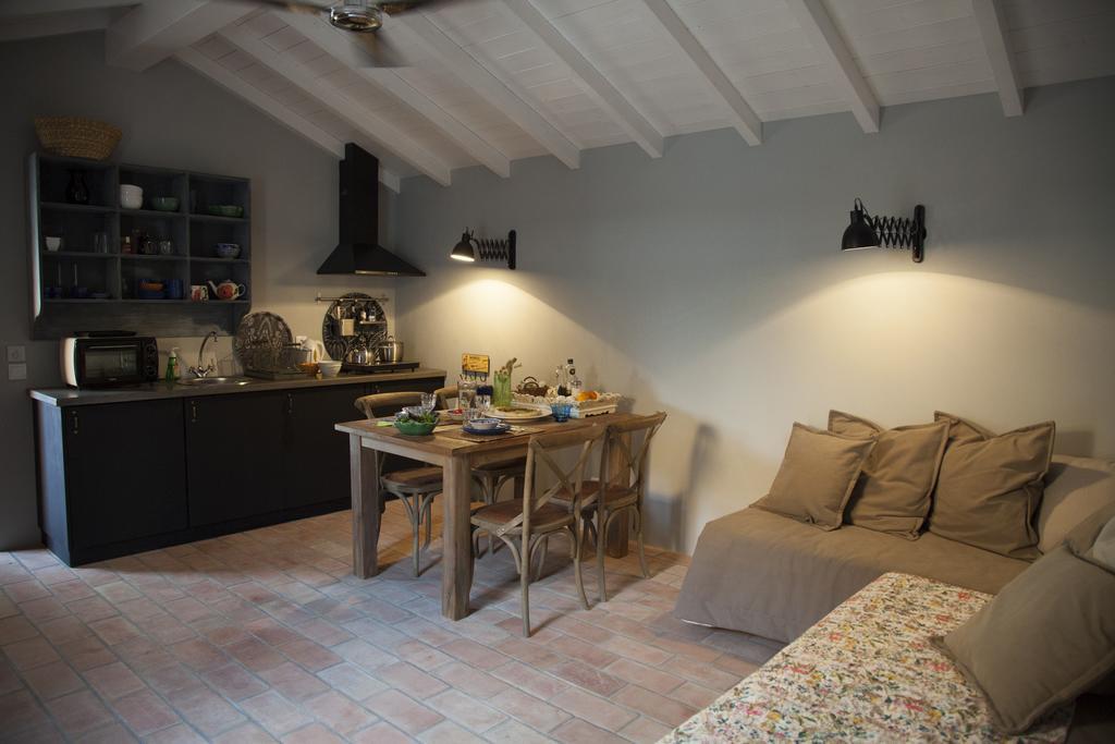 ボリケイメ Quinta Rosa Amarela Bed & Breakfast 部屋 写真